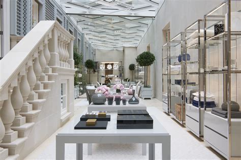 dior house set